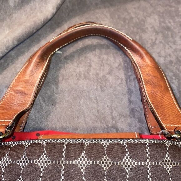 Kate Spade Classic Noel 'Tracy' Bucket Tote - Picture 11 of 14